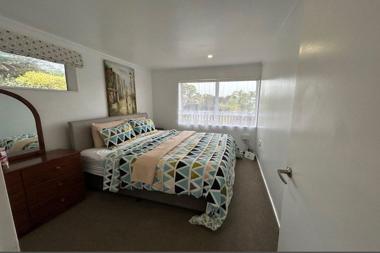 Photo of property in 33a Springs Road, Parakai, 0830