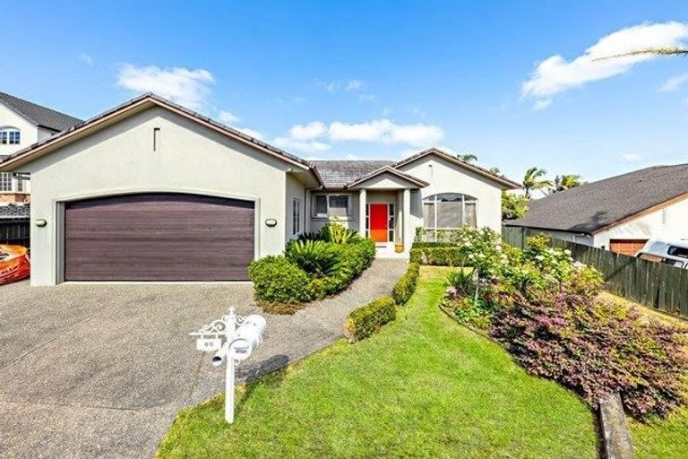 Photo of property in 60 Mt Lebanon Crescent, The Gardens, Auckland, 2105