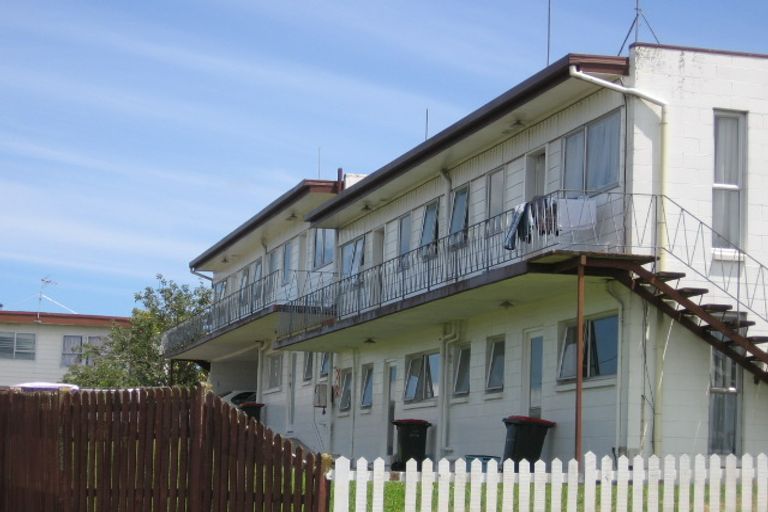 Photo of property in 2/15 Lloyd Avenue, Mount Albert, Auckland, 1025