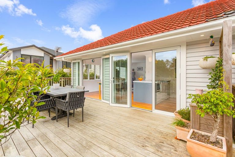 Photo of property in 149 Seabrook Avenue, New Lynn, Auckland, 0600