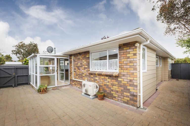 Photo of property in 10a Millar Street, Terrace End, Palmerston North, 4410
