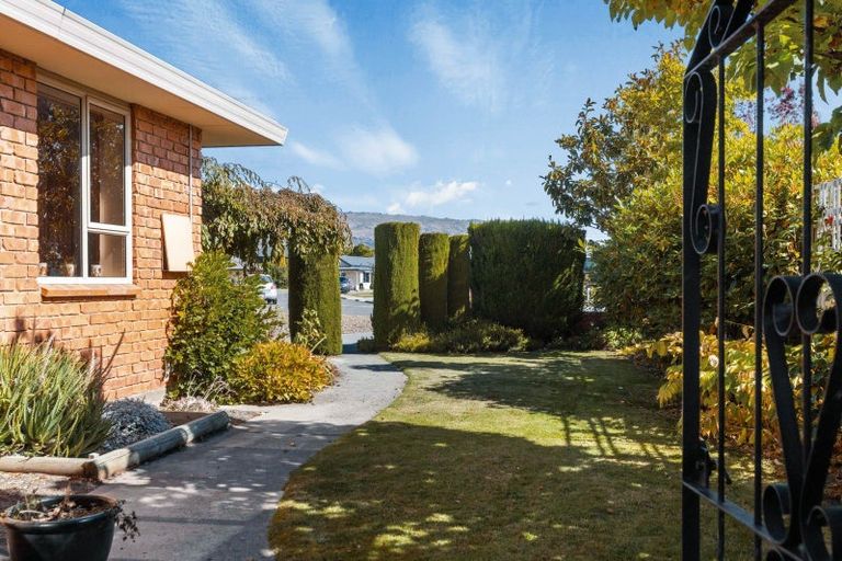 Photo of property in 10 Mayfair Grove, Alexandra, 9320