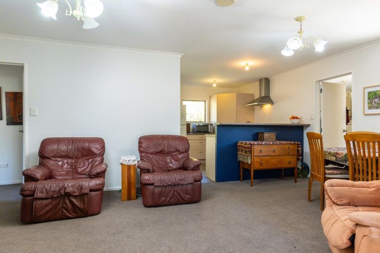 Photo of property in 1 Whitby Close, Waikawa, Picton, 7220