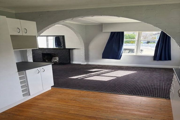 Photo of property in 100 Frederick Street, Wainuiomata, Lower Hutt, 5014