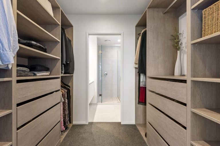 Photo of property in 17 Chatham Avenue, Paremoremo, Auckland, 0632