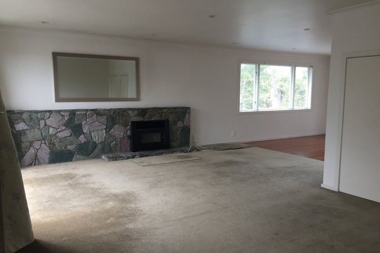 Photo of property in 48 Doralto Road, Frankleigh Park, New Plymouth, 4310