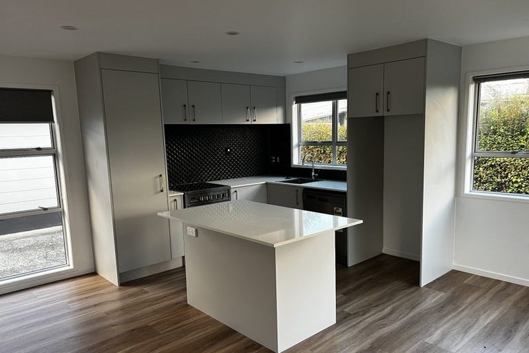 Photo of property in 1/7 Yarra Place, Botany Downs, Auckland, 2010