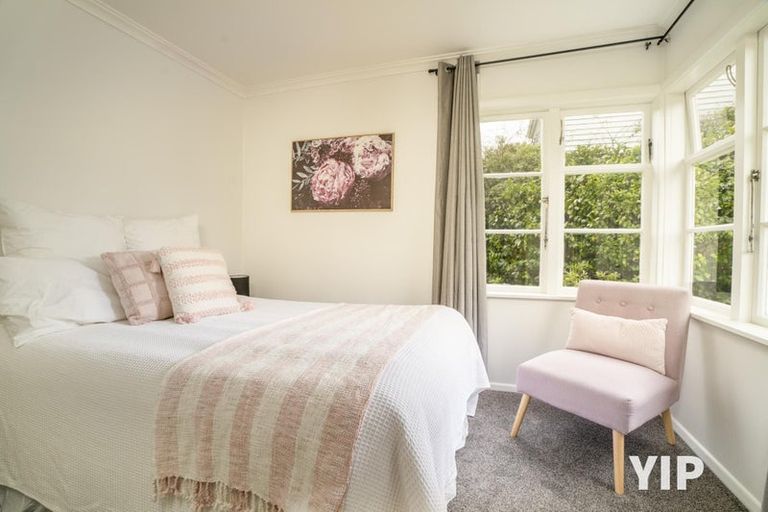 Photo of property in 94 Woodland Road, Johnsonville, Wellington, 6037