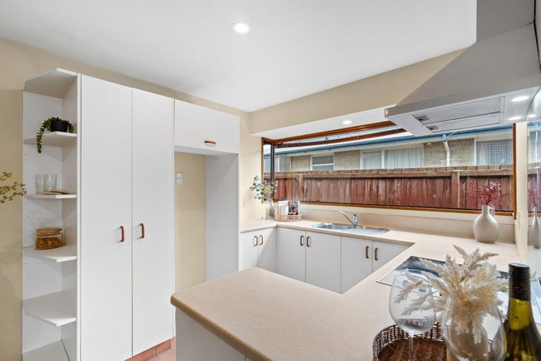 Photo of property in 1/57 Elizabeth Street, Riccarton, Christchurch, 8041