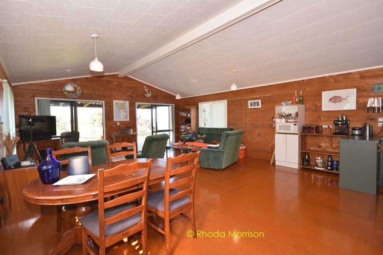 Photo of property in 19 Ngatoto Road, Tinopai, Matakohe, 0593