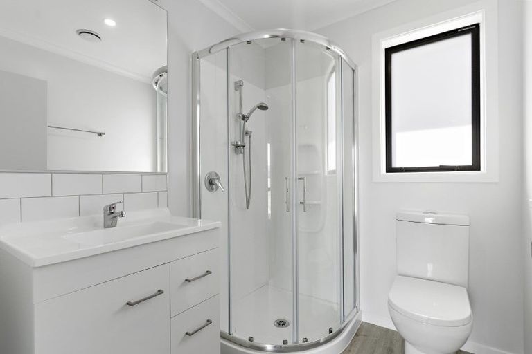 Photo of property in 5 Fantail Avenue, Carterton, 5713