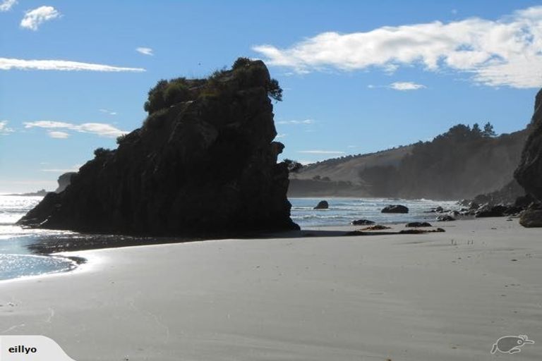 Photo of property in 194 Doctors Point Road, Waitati, 9085