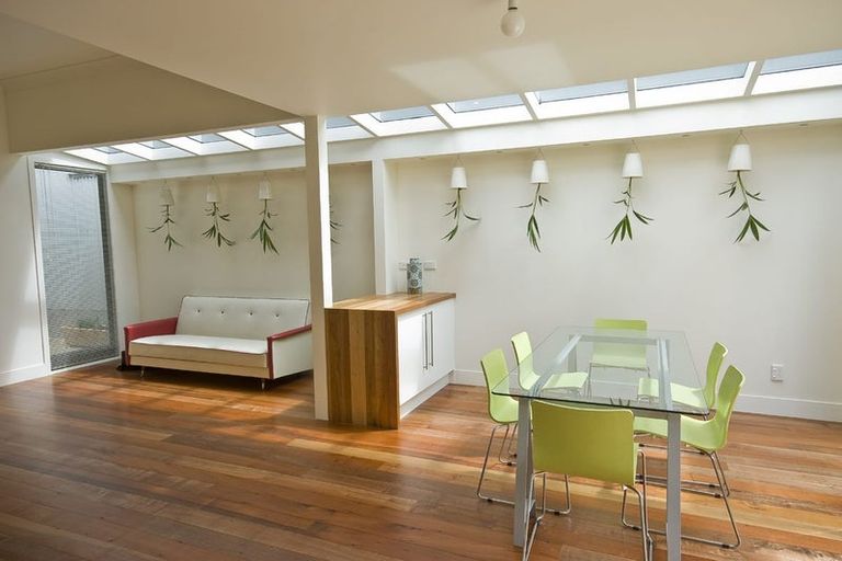 Photo of property in 110 Abel Smith Street, Te Aro, Wellington, 6011