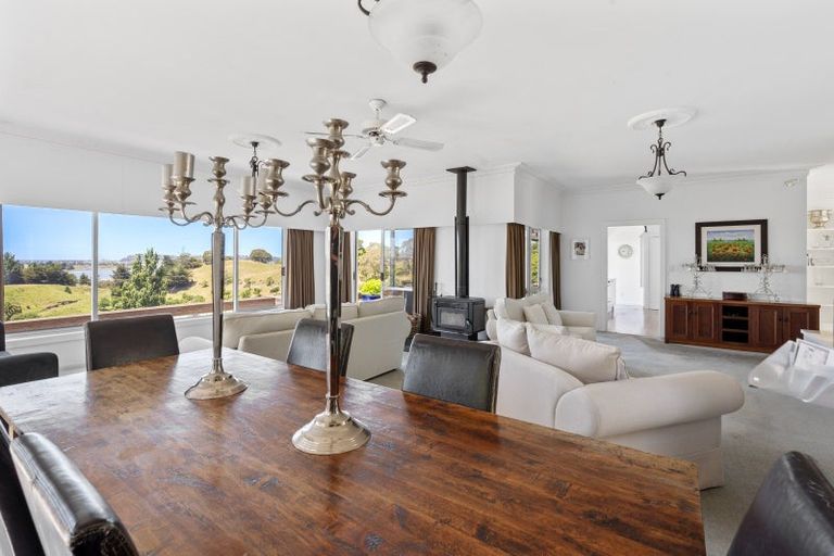 Photo of property in 290 Poraiti Road, Poraiti, Napier, 4182