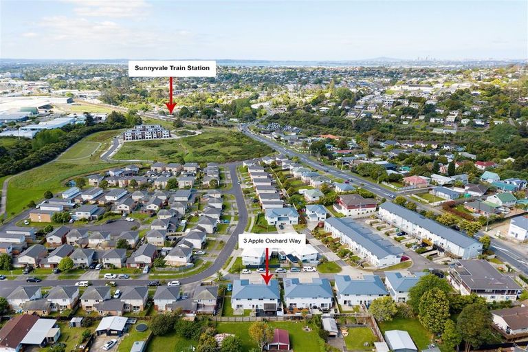 Photo of property in 3 Apple Orchard Way, Sunnyvale, Auckland, 0612