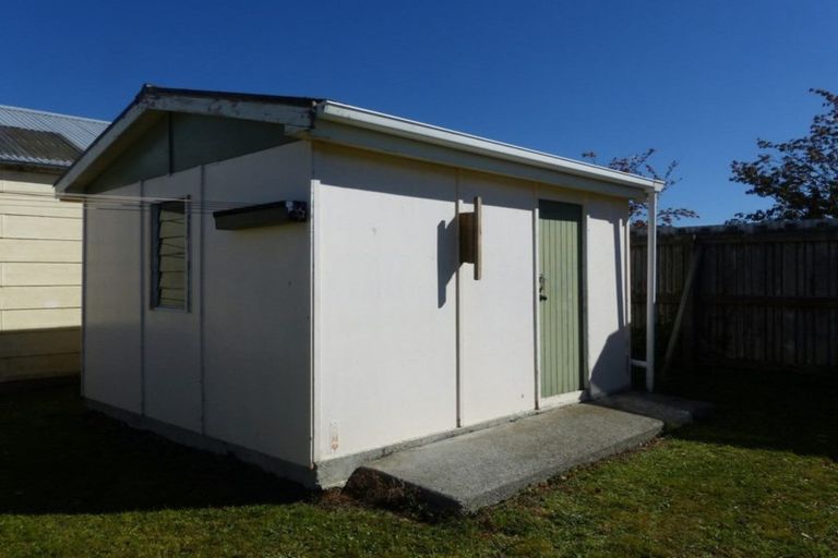 Photo of property in 2 Pitman Place, Waimate, 7924