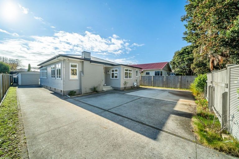 Photo of property in 43 Lincoln Avenue, Epuni, Lower Hutt, 5011