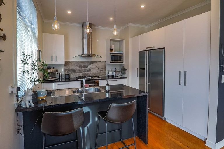 Photo of property in 42 Somerville Street, Andersons Bay, Dunedin, 9013