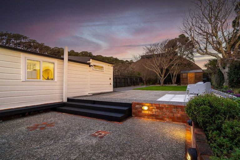 Photo of property in 18 Lawrence Street, Newtown, Wellington, 6021