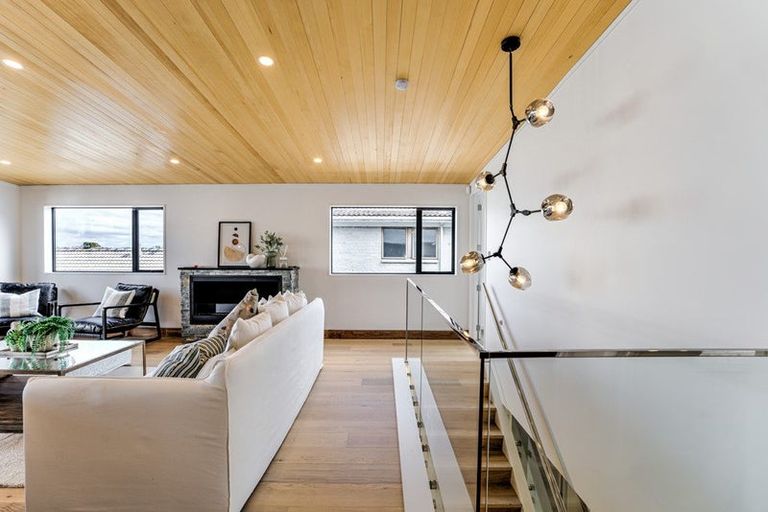 Photo of property in 3b Pine Ridge Terrace, Waikanae Beach, Waikanae, 5036