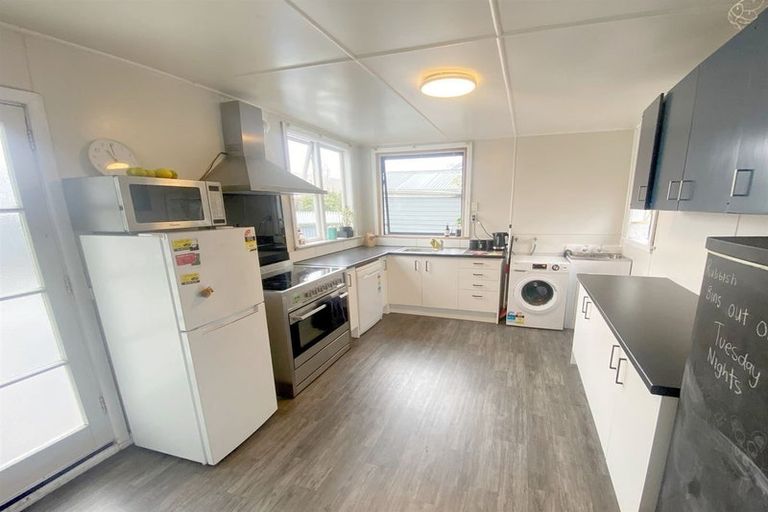 Photo of property in 1/40 Hills Road, Edgeware, Christchurch, 8013