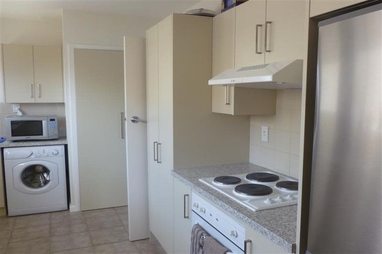 Photo of property in 1/17 Daniels Road, Redwood, Christchurch, 8051