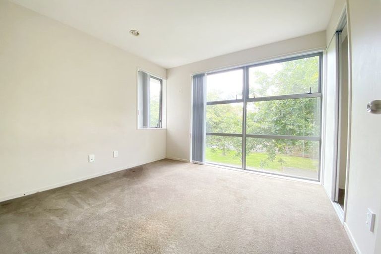 Photo of property in 192 Porchester Road, Takanini, 2112