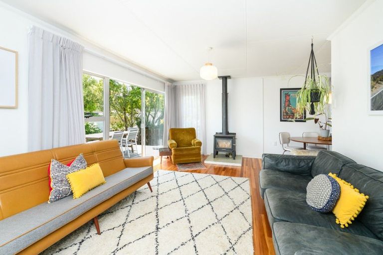 Photo of property in 75 Ruamahanga Crescent, Terrace End, Palmerston North, 4410