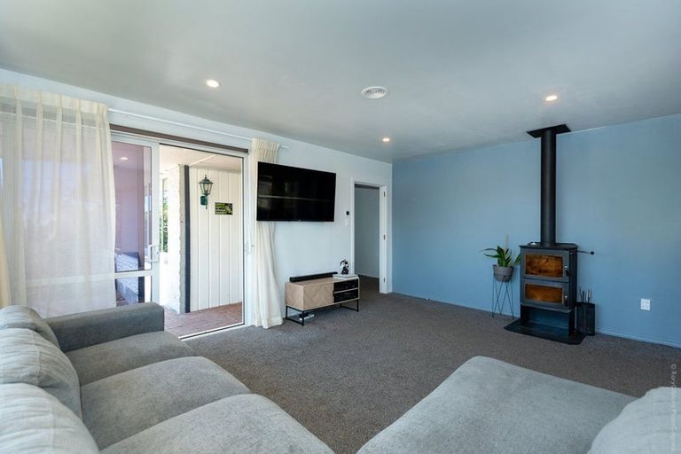 Photo of property in 67 Rowses Road, Aranui, Christchurch, 8061