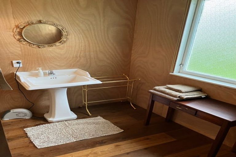 Photo of property in 1305 Motueka Valley Highway, Ngatimoti, Motueka, 7196