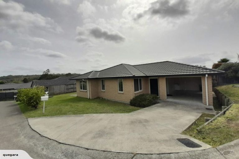 Photo of property in 19 Anna Lane, Glen Eden, Auckland, 0602