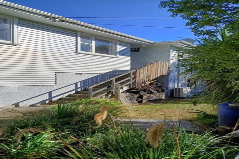 Photo of property in 8 Prospect Terrace, Johnsonville, Wellington, 6037