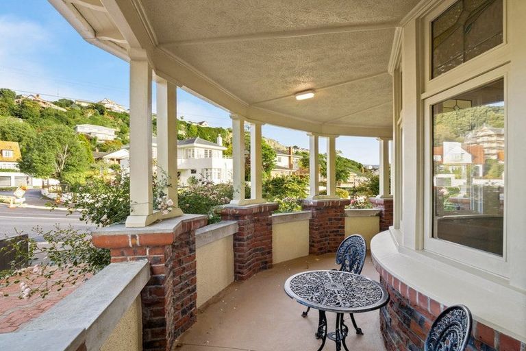 Photo of property in 241 Bay View Road, Saint Clair, Dunedin, 9012