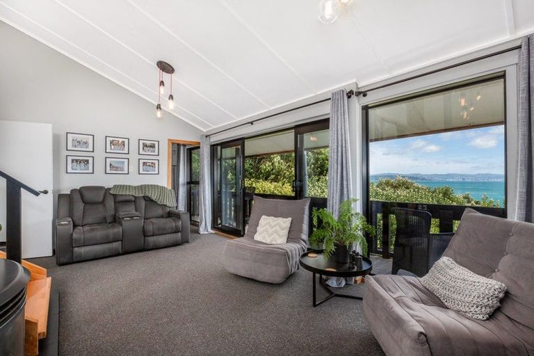 Photo of property in 316 Marine Dr York Bay, York Bay, Lower Hutt, 5013