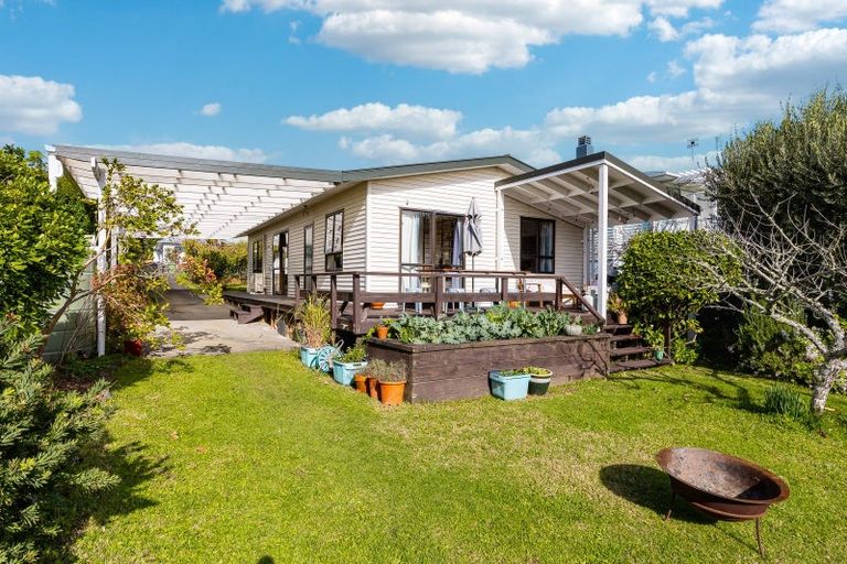 Photo of property in 44 Mcintyre Road, Mangere Bridge, Auckland, 2022