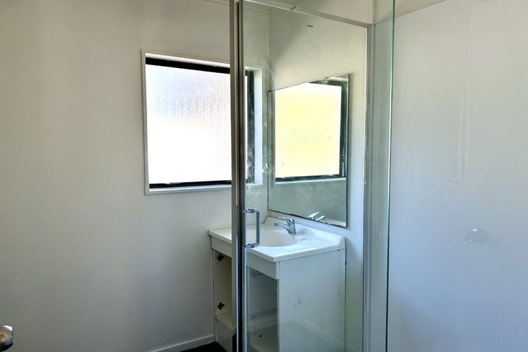 Photo of property in 49a Aquarius Drive, Kawaha Point, Rotorua, 3010