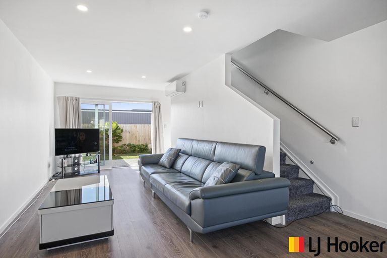 Photo of property in 65a Tawhiti Road, Pukekohe, 2120