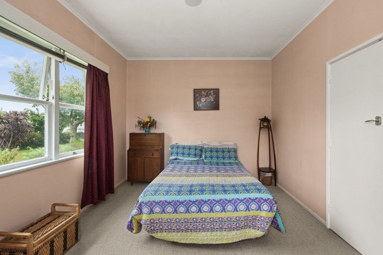 Photo of property in 9 Chester Place, Taradale, Napier, 4112