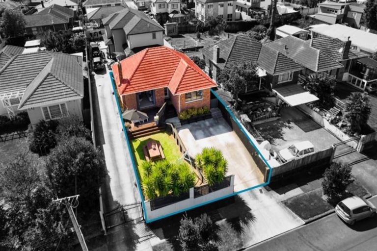 Photo of property in 58 Kautami Avenue, Papatoetoe, Auckland, 2025