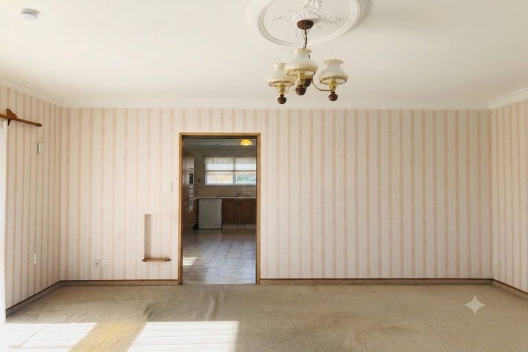 Photo of property in 74 Ormond Street, Woodville, 4920