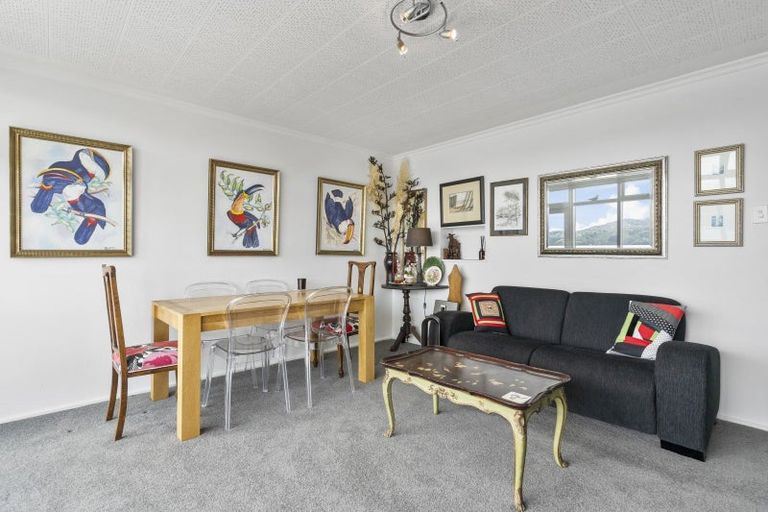 Photo of property in Gateway Apartments, 19 Maida Vale Road, Roseneath, Wellington, 6011
