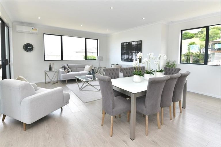 Photo of property in 61 Landmark Terrace, Orewa, 0931