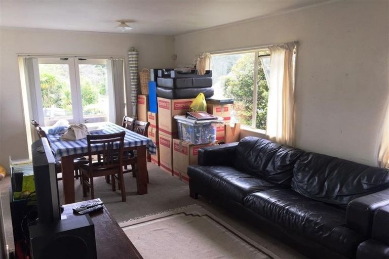 Photo of property in 66 Spinella Drive, Bayview, Auckland, 0629