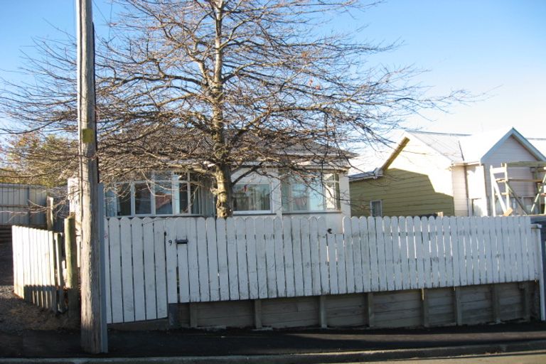 Photo of property in 9 Cochrane Street, Mornington, Dunedin, 9011