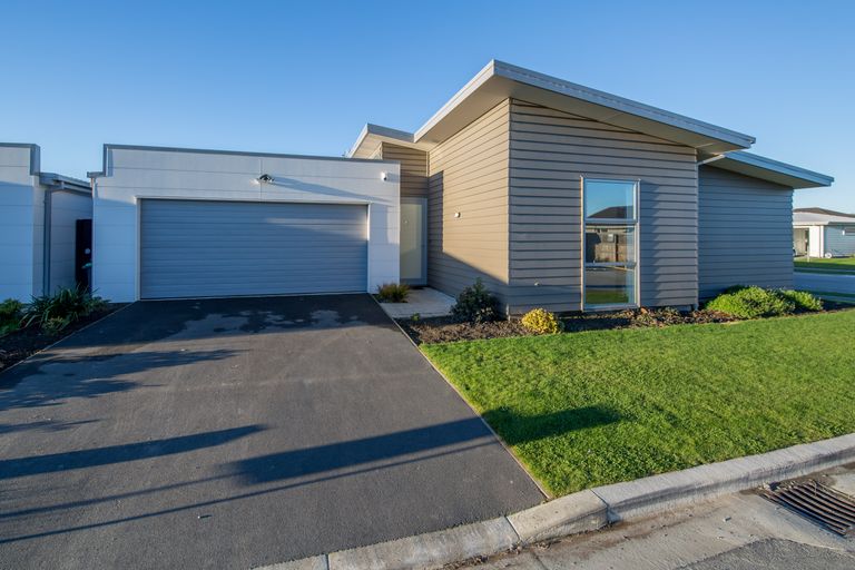 Photo of property in 2 Cable Lane, Halswell, Christchurch, 8025