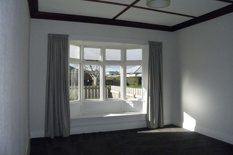 Photo of property in 27 Queen Street, Winton, 9720