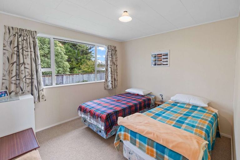 Photo of property in 24 Cecil Place, Cloverlea, Palmerston North, 4412
