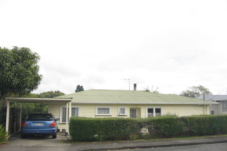 Photo of property in 55 Essex Street, Vogeltown, New Plymouth, 4310