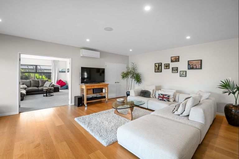 Photo of property in 35 Rossington Drive, West Melton, 7618