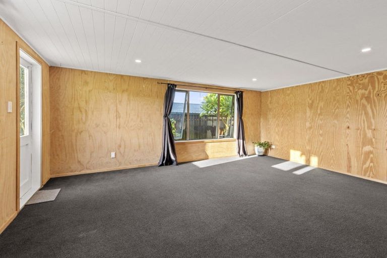 Photo of property in 14 Main Road, Raglan, 3225